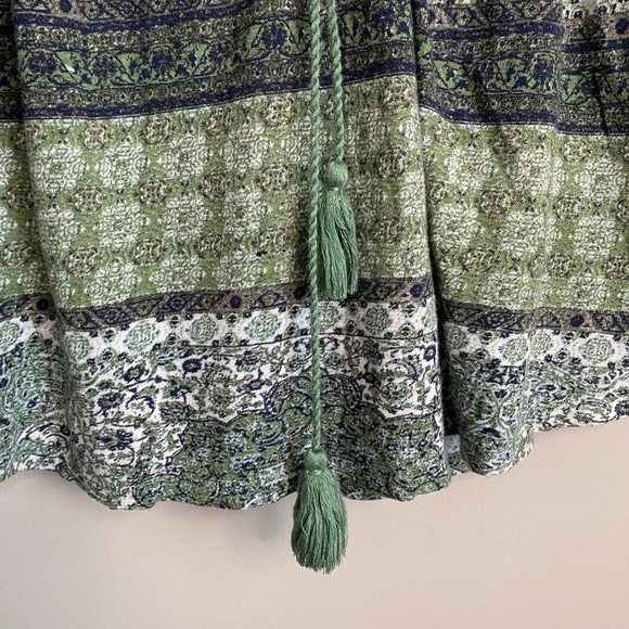 Lucky‎ Brand Women's Green Boho V-Neck T-Shirt Blouse Size Medium - Picture 3 of 11